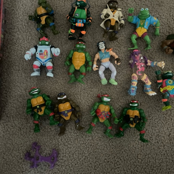 Lot of 14 Vintage Playmates TMNT Teenage Mutant Ninja Turtles, Case Too - Picture 6 of 7